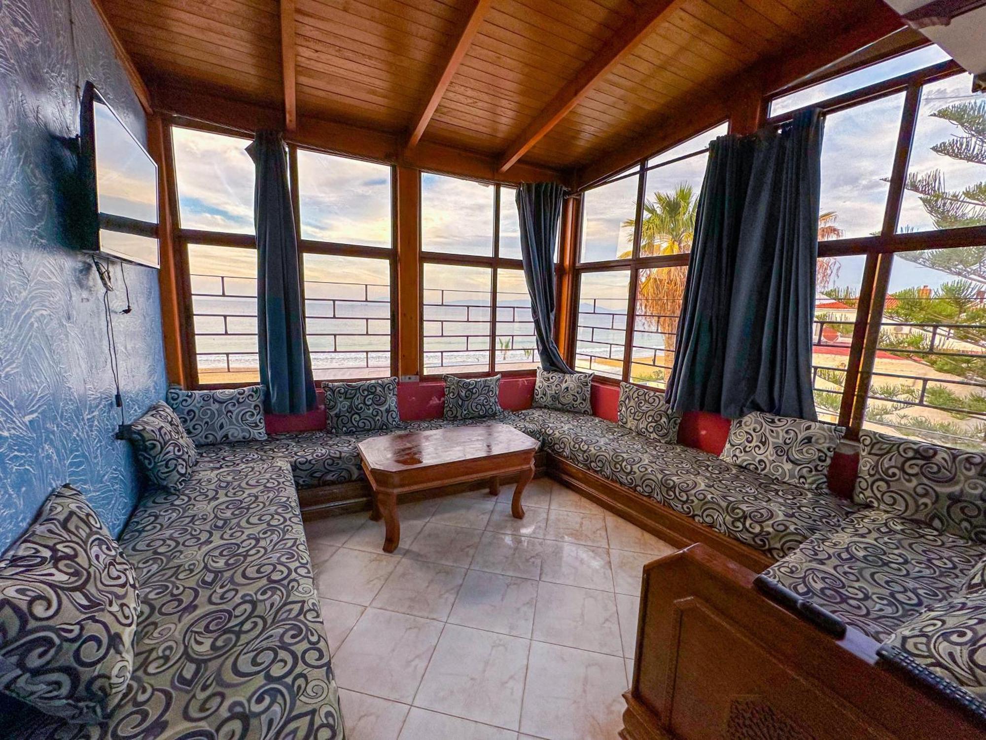 Appartement El Hichou 1 Ksar es-Seghir Exterior foto
